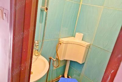 Garsonieră nedecomandată în Girocului