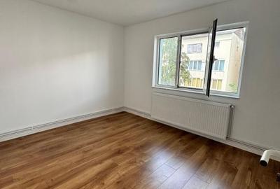 Apartament cu 3 camere în Gării - 4