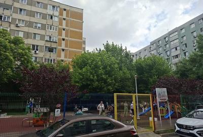 Apartament cu 3 camere decomandat în Rahova - 4