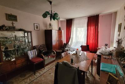 Apartament cu 3 camere decomandat în Central - 3