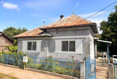 Casă individuală cu 3 camere cu Canalizare în Beclean