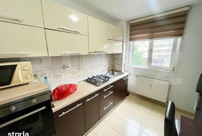 Apartament cu 3 camere decomandat în Dacia