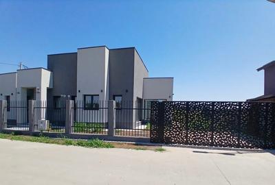 Casă individuală cu 4 camere cu Teren 787 Mp în Corbeanca