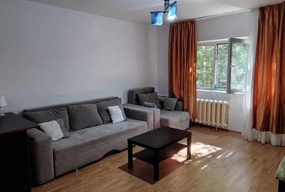 Apartament cu 3 camere decomandat, mobilat în Sebastian