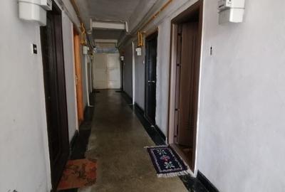 Garsonieră nedecomandată în Central - 1