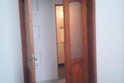 Casă cu 4 camere în Exterior Vest - 1