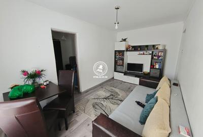 Apartament cu 3 camere decomandat, mobilat în Tătărași