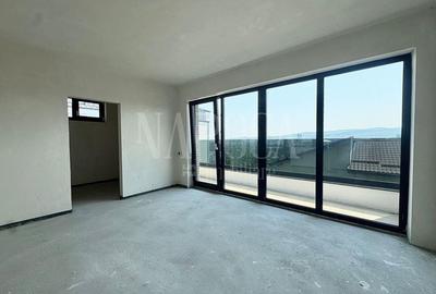 Duplex cu 5 camere cu Canalizare în Florești - 1