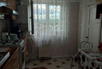 Apartament cu 2 camere decomandat în Central - 2
