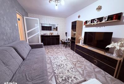 Apartament cu 2 camere decomandat în Micro 4