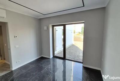 Apartament cu 3 camere decomandat în Băneasa - 11