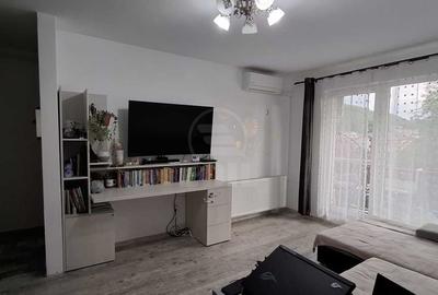 Apartament cu 2 camere decomandat în Florești