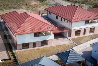Casă cu 5 camere cu Teren 555 Mp în Central - 7