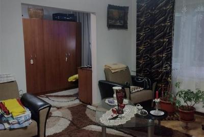 Apartament cu 2 camere semidecomandat în Șagului