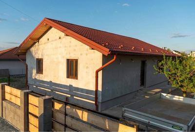 Casă cu 3 camere cu Teren 5 Mp în Lazuri - 5