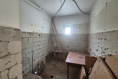 Apartament cu 3 camere decomandat în Luncă - 9