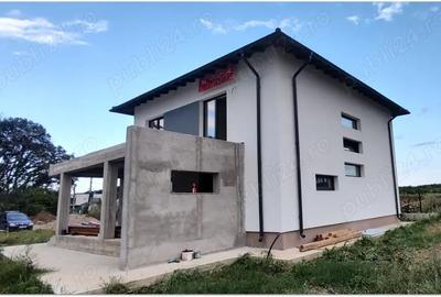 Casă cu 4 camere cu Teren 596 Mp în Balotești