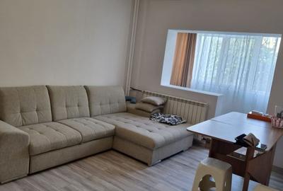 Apartament cu 2 camere decomandat în Crângași