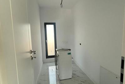 Casă cu 4 camere cu Teren 526.6 Mp în Domnești - 5