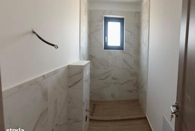 Casă cu 4 camere decomandat în Central - 7