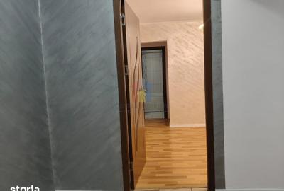 Apartament cu 3 camere în Viziru 1