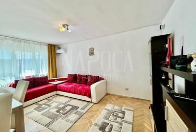 Apartament cu 3 camere semidecomandat în Plopilor