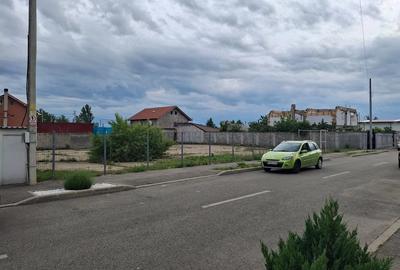 Teren de 544 mp, în Central - 2