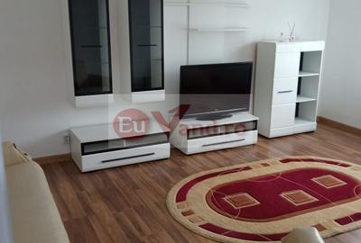 Apartament cu 3 camere decomandat, mobilat în I. C. Frimu