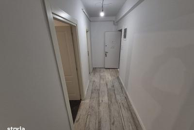Apartament cu 7 camere decomandat în Bucium