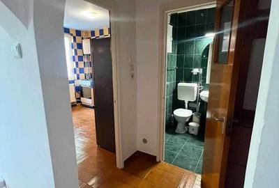 Apartament cu 2 camere semidecomandat în Titan
