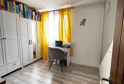 Apartament cu 3 camere decomandat în Zimandcuz - 2