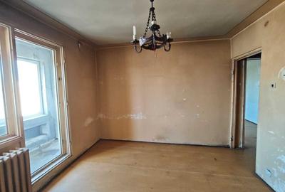 Apartament cu 2 camere semidecomandat în Titan