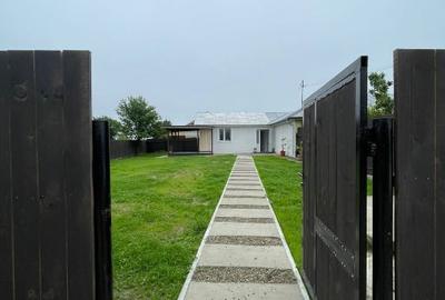 Duplex cu 2 camere cu Teren 400 Mp în Păun - 1