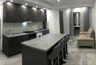 Apartament cu 4 camere decomandat, mobilat în Est