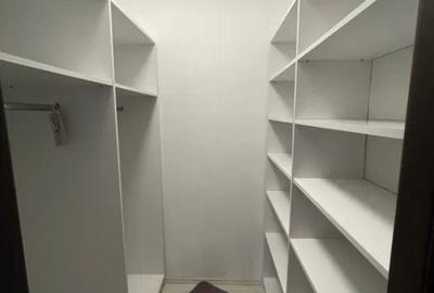 Apartament cu 2 camere semidecomandat în Fundeni