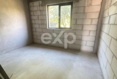 Duplex cu 8 camere cu Canalizare în Prundu - 10
