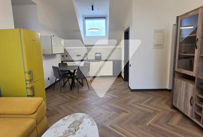 Apartament cu 3 camere decomandat, mobilat în Turnișor