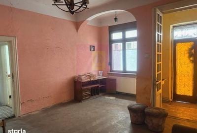 Casă cu 3 camere în Floreasca
