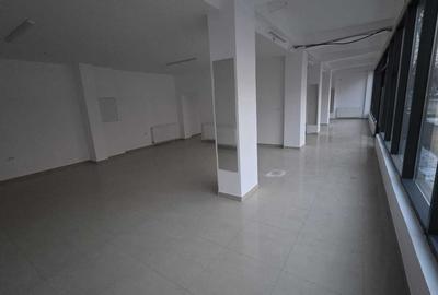 Spațiu comercial, de 140 mp, în Central - 1