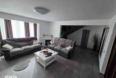 Casă cu 4 camere cu Teren 80 Mp în Priseaca - 1