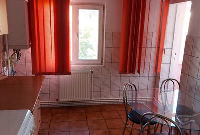 Apartament cu 2 camere decomandat în Dacia