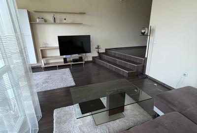 Apartament cu 3 camere decomandat, mobilat în Bună Ziua