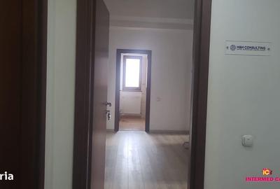 Spațiu comercial, de 80 mp, în Calea Dumbrăvii