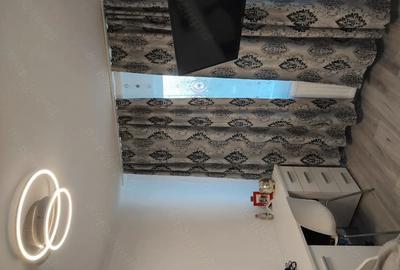 Apartament cu 3 camere decomandat în Hunedoara - 6