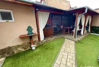 Casă cu 4 camere în Cantemir - 1
