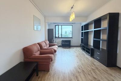 Apartament cu 3 camere semidecomandat, mobilat în Băneasa - 1