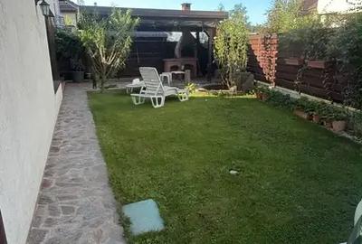 Duplex cu 6 camere cu Canalizare în Mogoșoaia