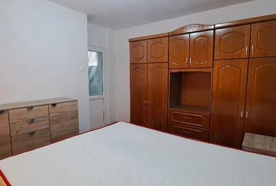 Apartament cu 3 camere decomandat în Central - 2