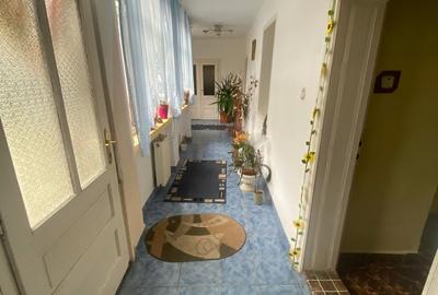 Casă cu 5 camere cu Teren 1490 Mp în Vladimirescu - 11
