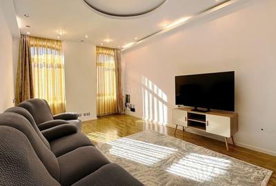 Apartament cu 2 camere semidecomandat, mobilat în Ultracentral